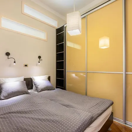 Rog With Balcony Apartamento Liubliana