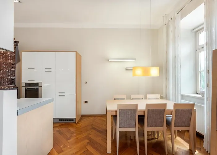 Appartamento Rog With Balcony Lubiana